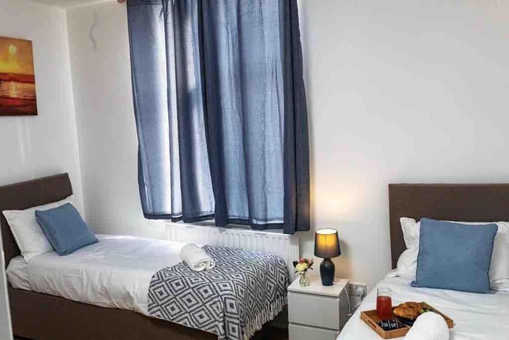 Spacious City Centre 2 Bedroom Apartment - Lt Apartment Leicester Bagian luar foto