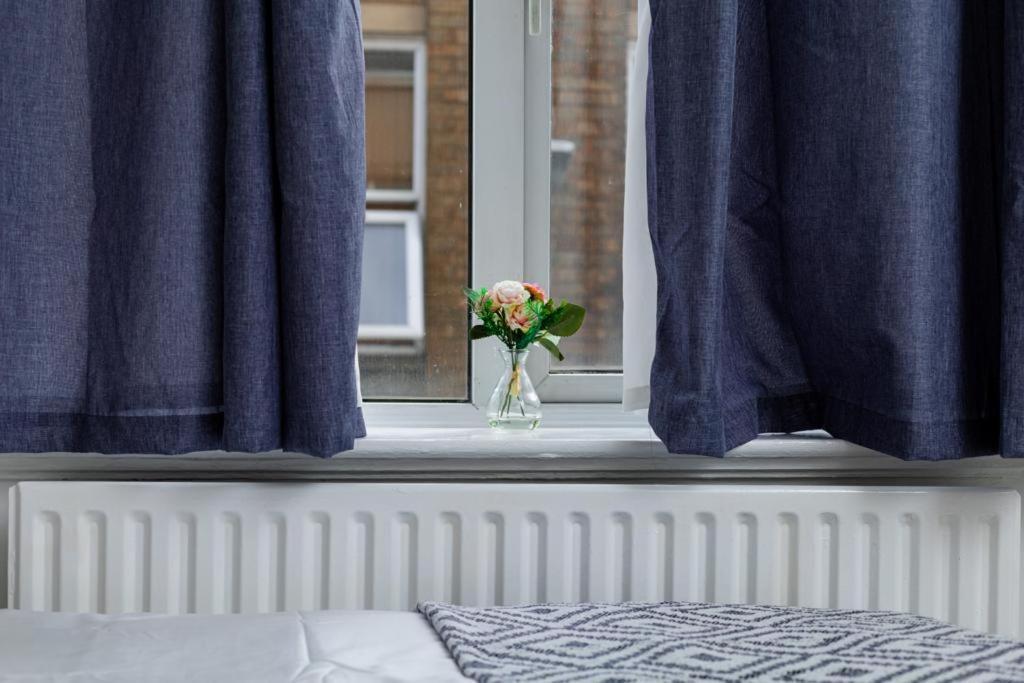 Spacious City Centre 2 Bedroom Apartment - Lt Apartment Leicester Bagian luar foto